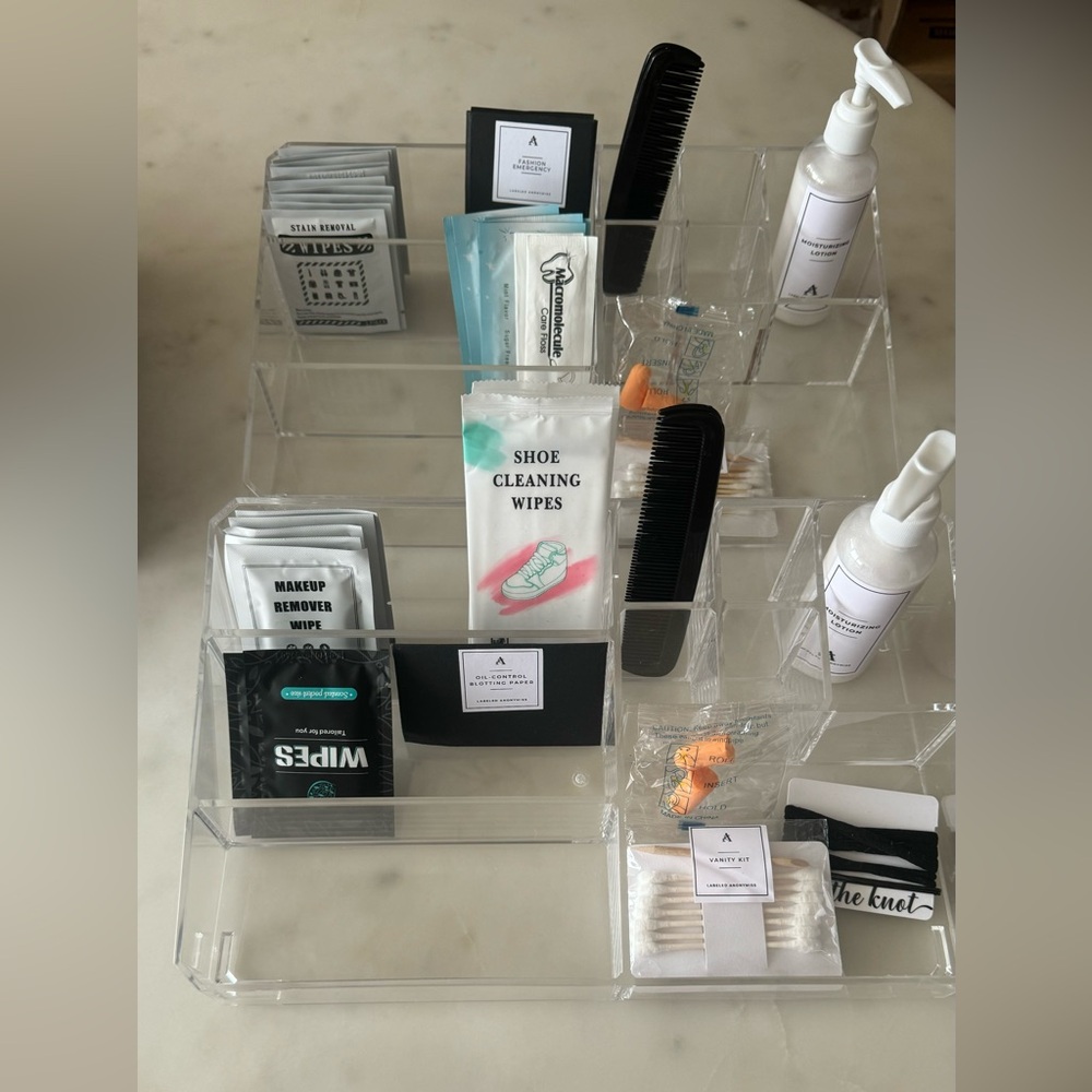 Bathroom organizer with toiletries